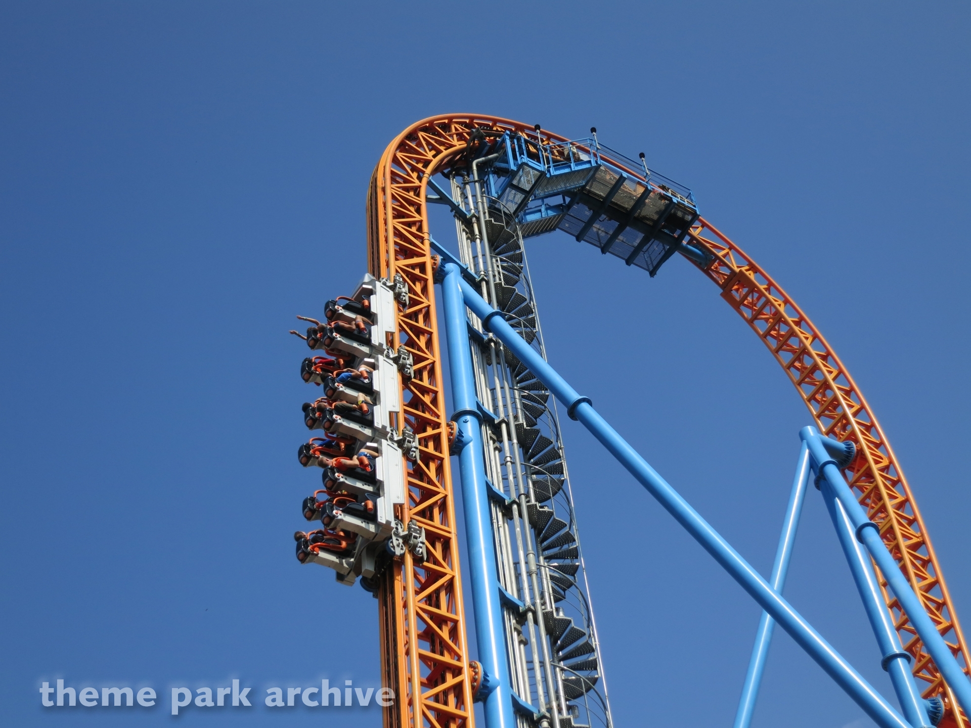 Fahrenheit at Hersheypark | Theme Park Archive