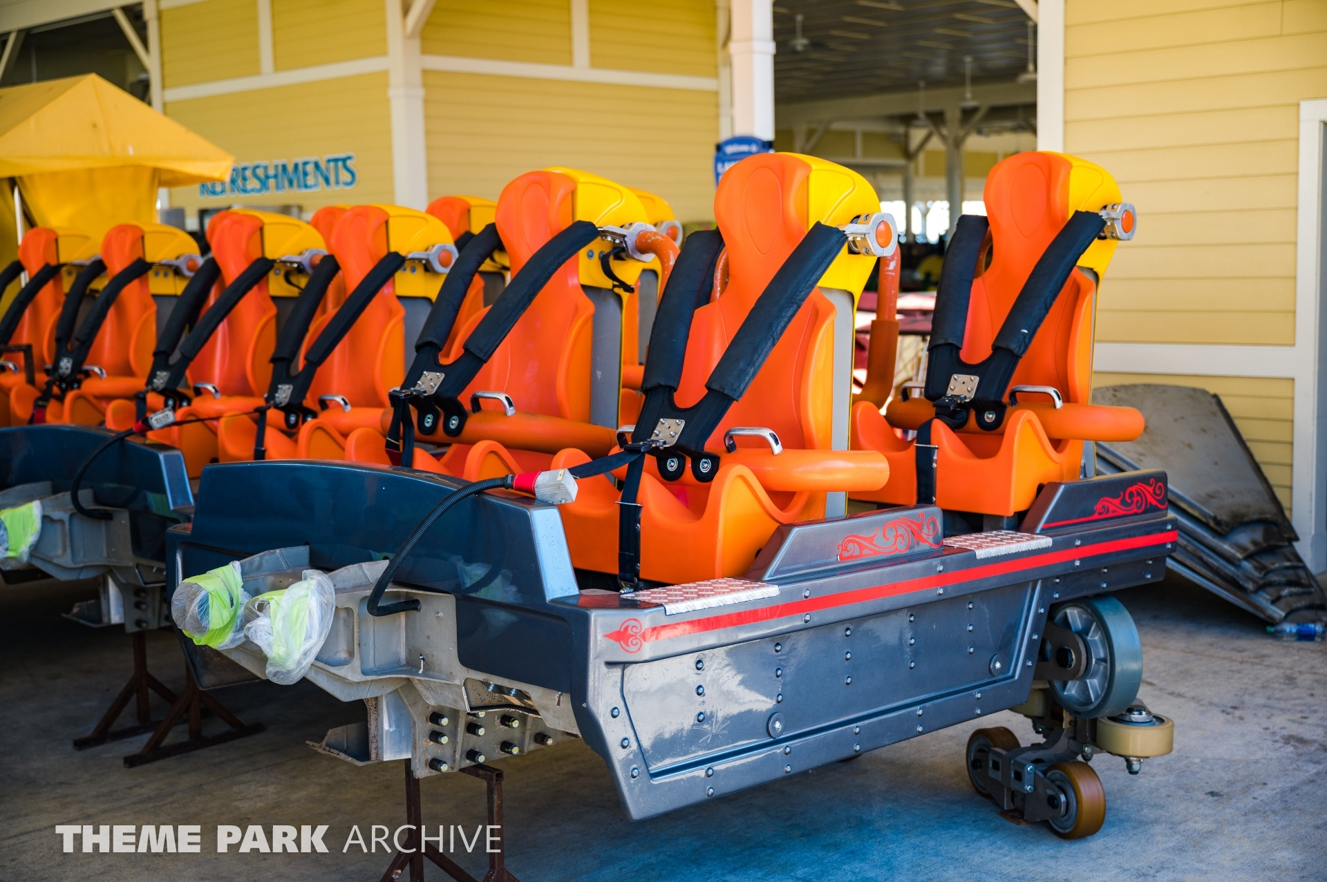 Maverick at Cedar Point | Theme Park Archive