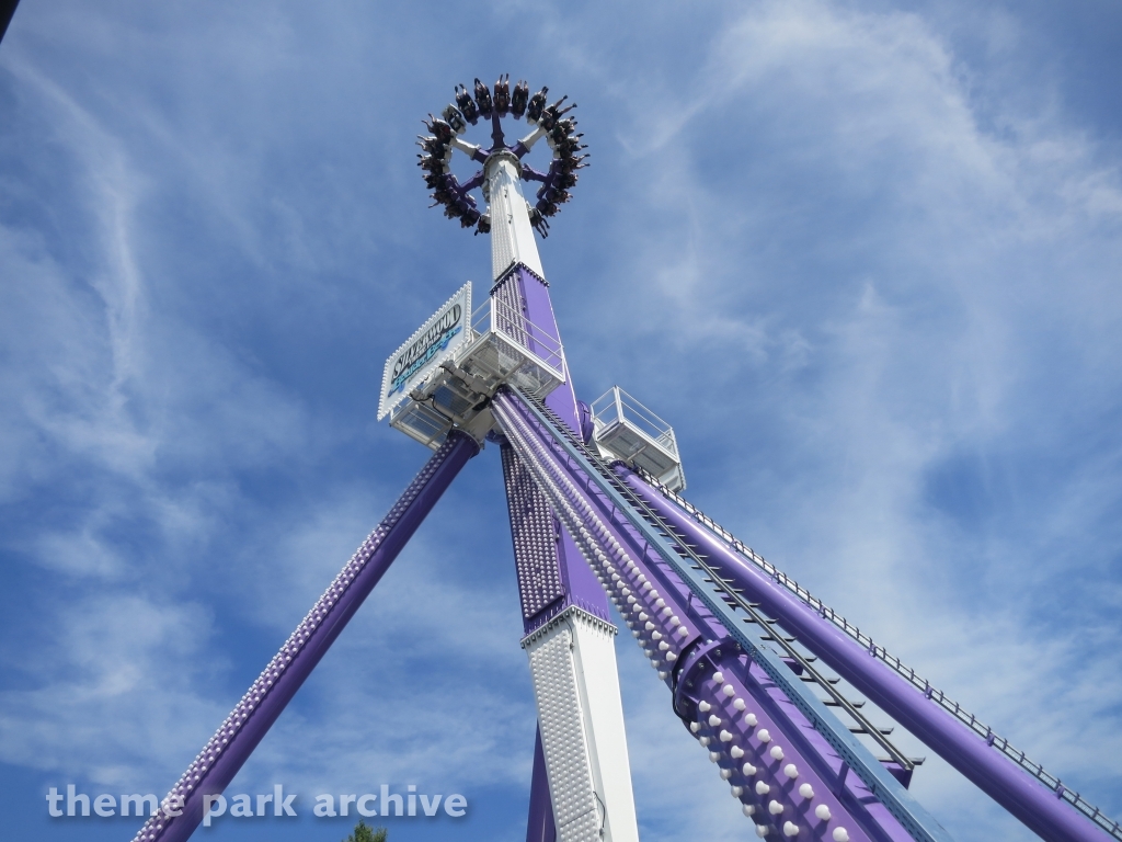 SpinCycle at Silverwood Theme Park and Boulder Beach Waterpark