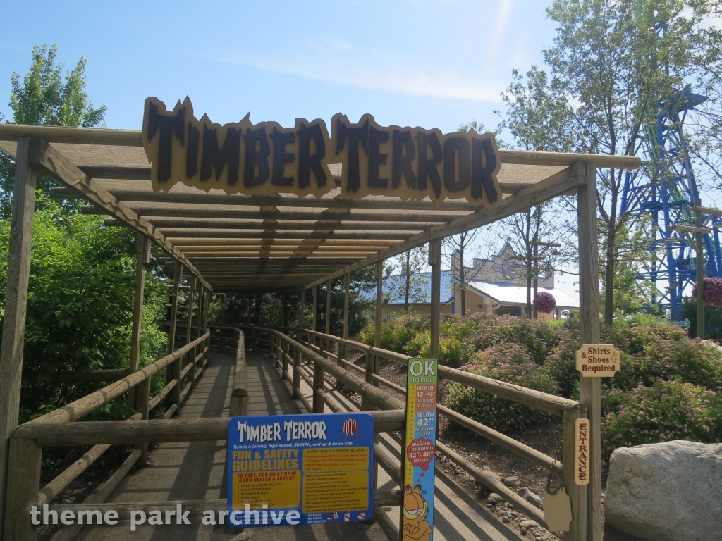 Timber Terror at Silverwood Theme Park and Boulder Beach Waterpark