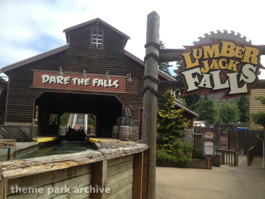 Lumberjack Falls at Wild Waves Theme Park