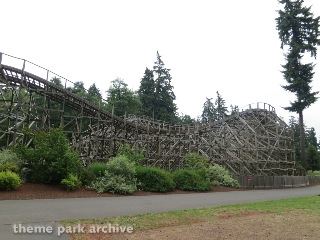 Timberhawk at Wild Waves Theme Park