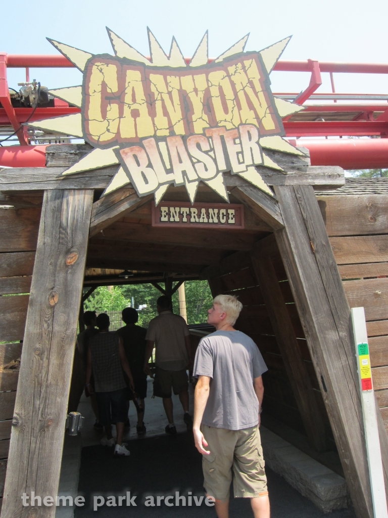 Canyon Blaster at Great Escape