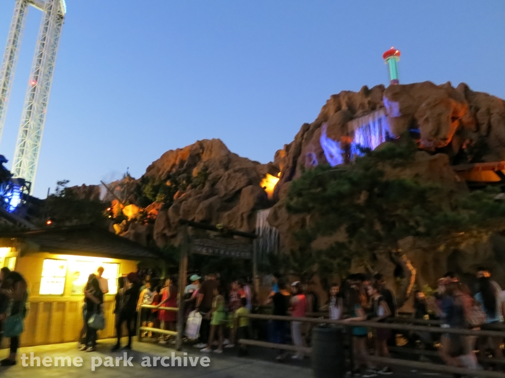 Timber Mountain Log Ride at Knott's Berry Farm