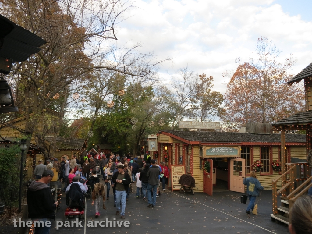 Valley Road at Silver Dollar City