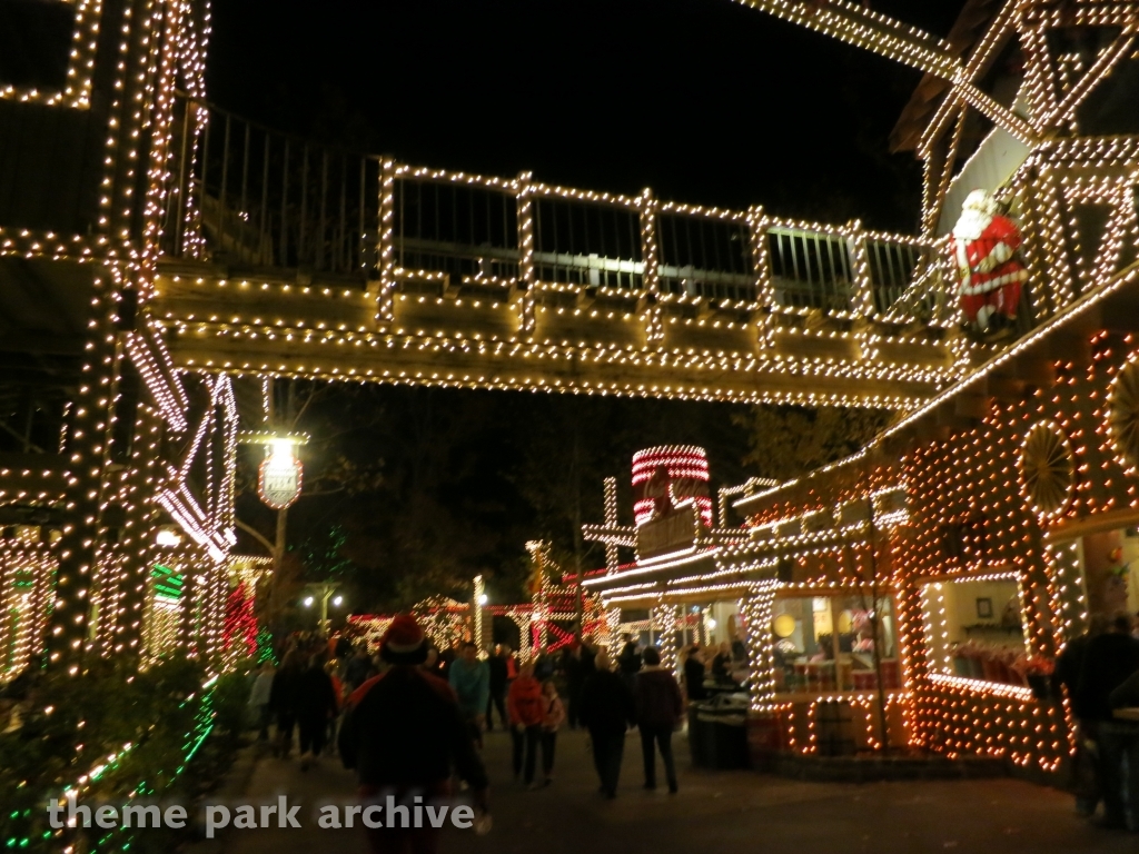 Hugo's Hill Street at Silver Dollar City