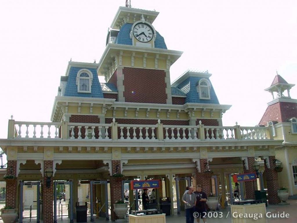 Entrance at Geauga Lake