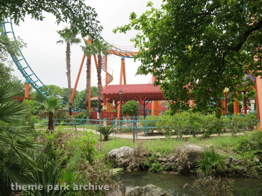 Boomerang Coast to Coaster at Six Flags Fiesta Texas