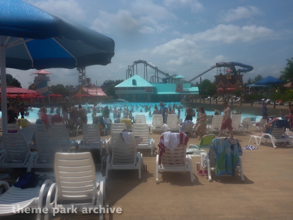 Hurricane Bay at Kentucky Kingdom