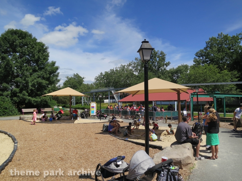 Exploration Island at Dutch Wonderland