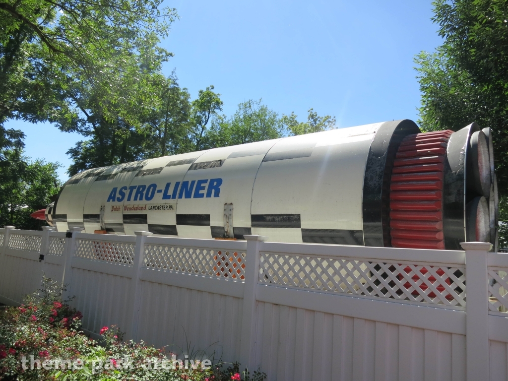 Astroliner at Dutch Wonderland