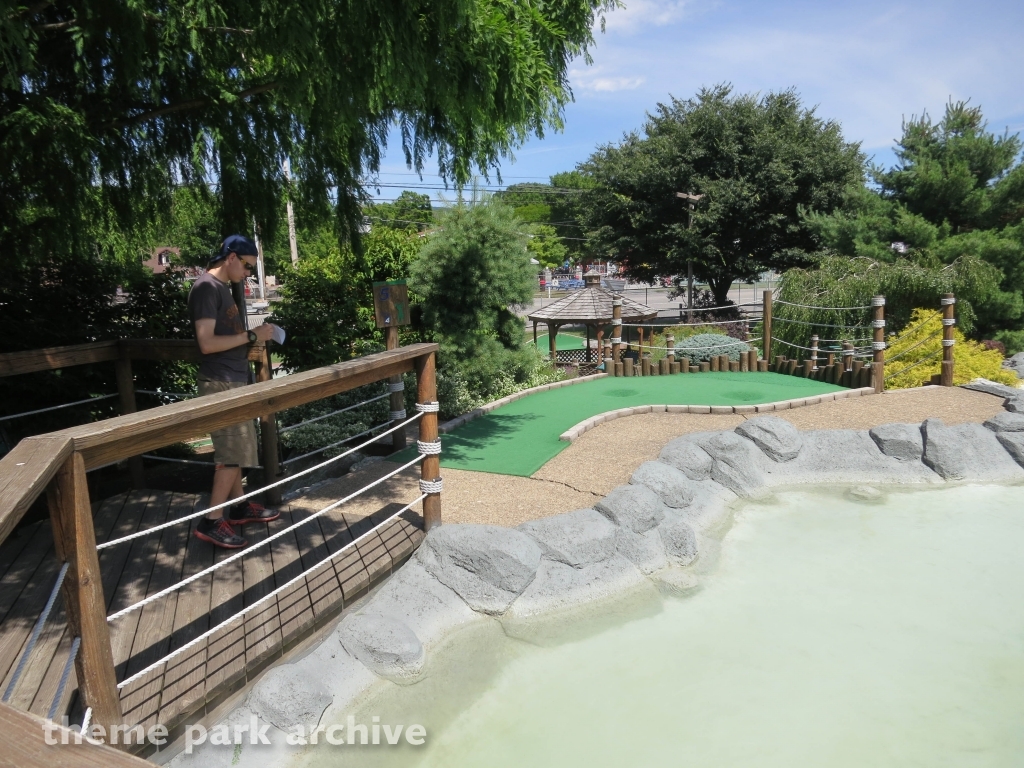 Championship Miniature Golf at DelGrosso's Amusement Park