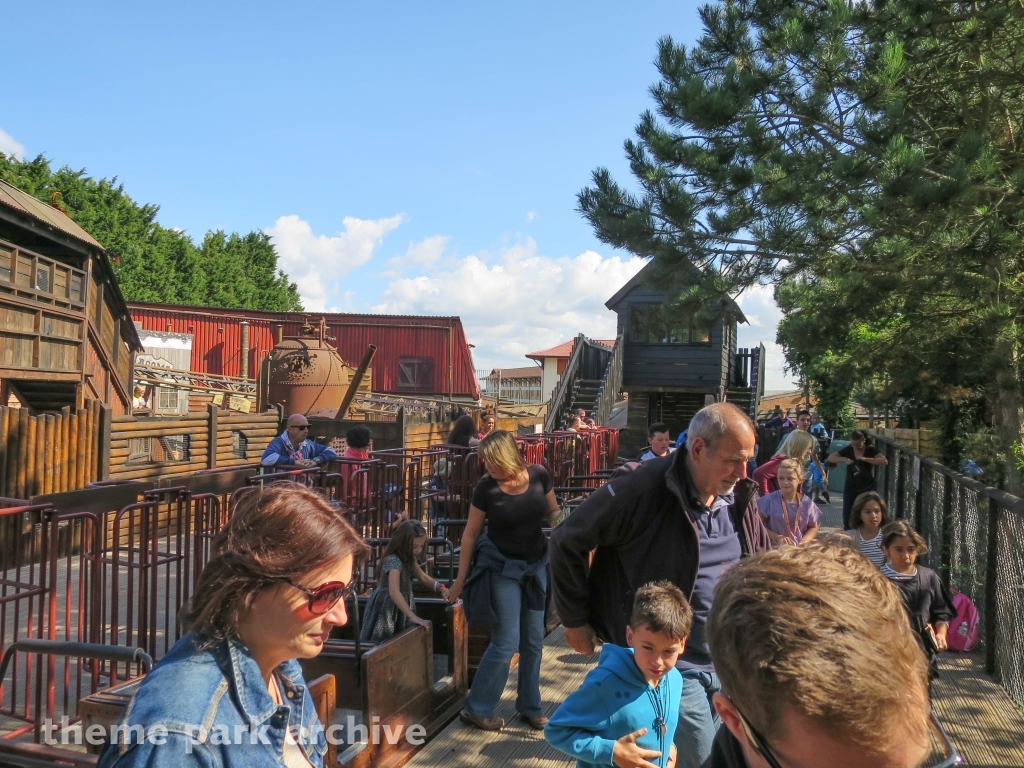 Scorpion Express at Chessington World of Adventures Resort