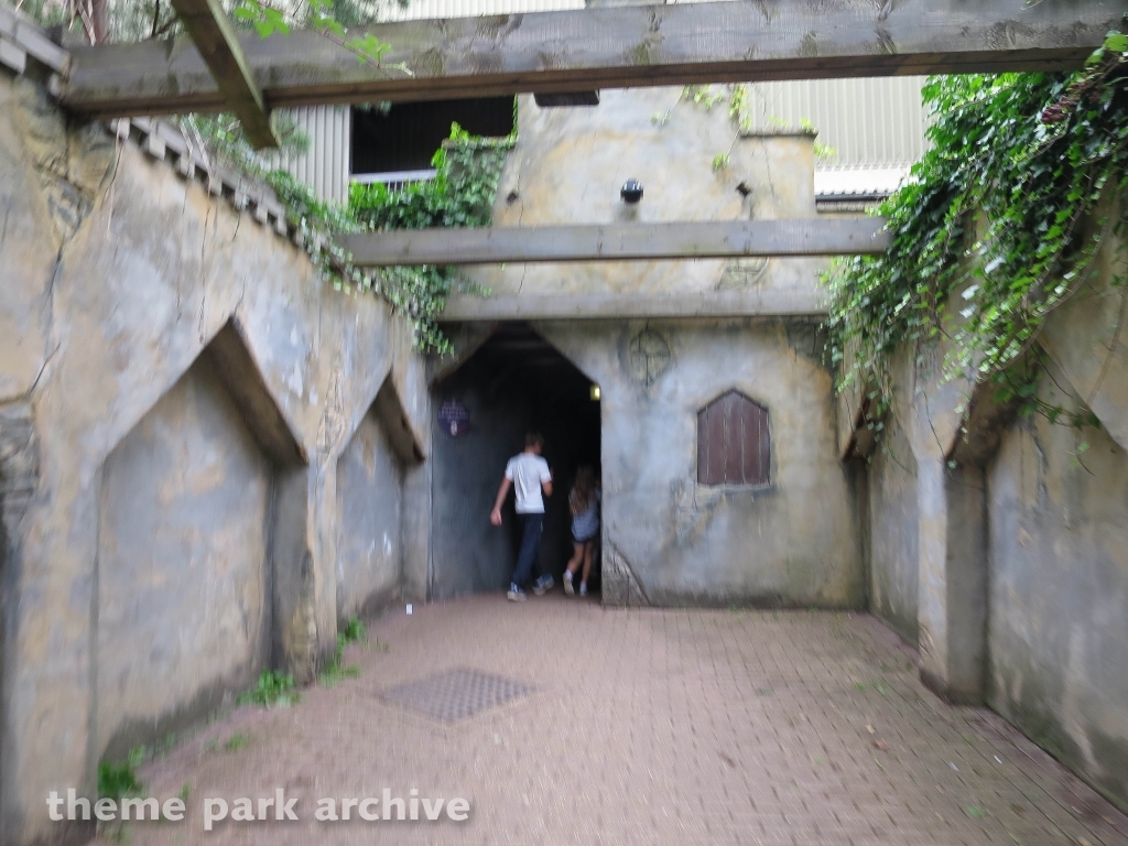 Vampire at Chessington World of Adventures Resort