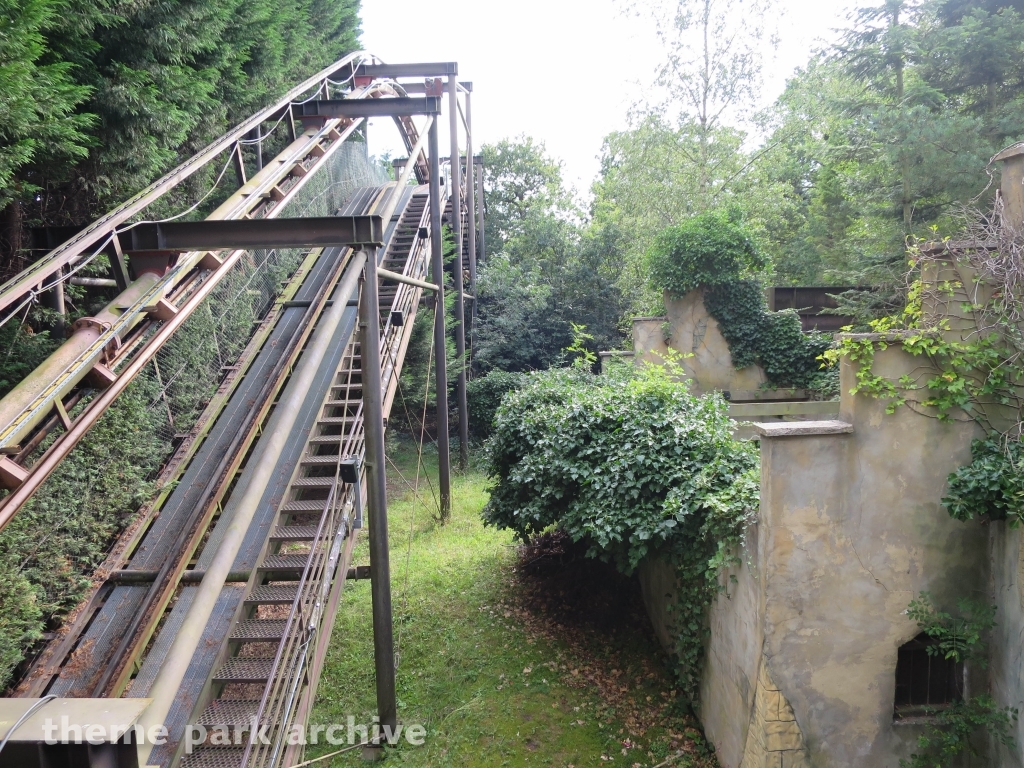 Vampire at Chessington World of Adventures Resort