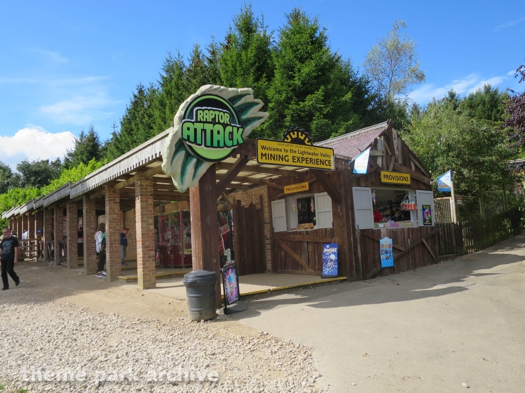 Raptor Attack at Lightwater Valley