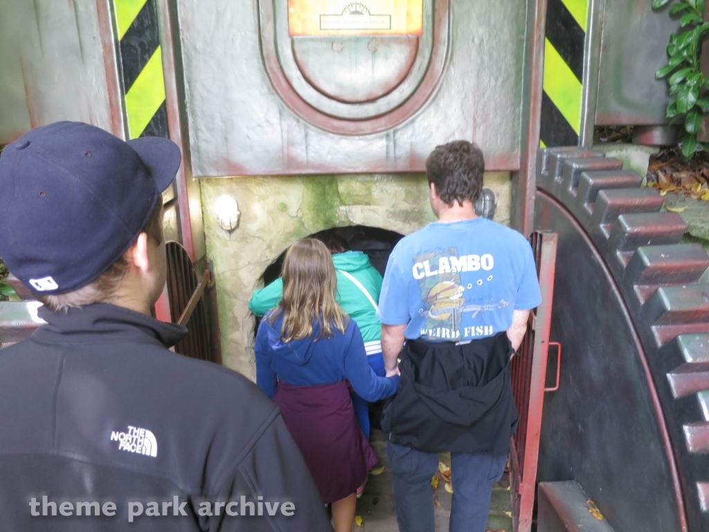 Raptor Attack at Lightwater Valley