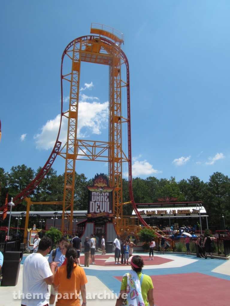 Dare Devil Dive at Six Flags Over Georgia