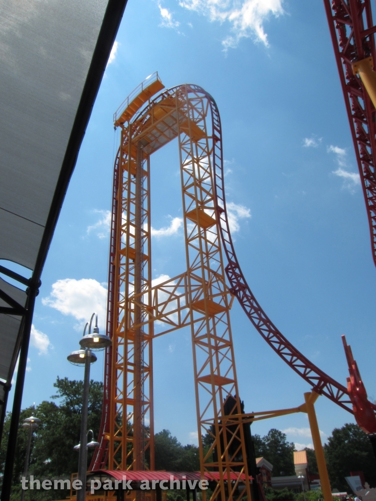 Dare Devil Dive at Six Flags Over Georgia