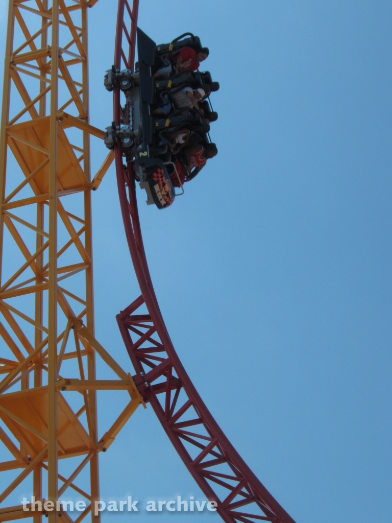 Dare Devil Dive at Six Flags Over Georgia