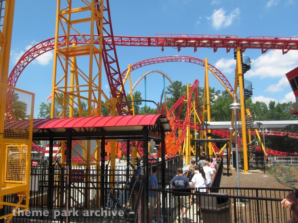 Dare Devil Dive at Six Flags Over Georgia