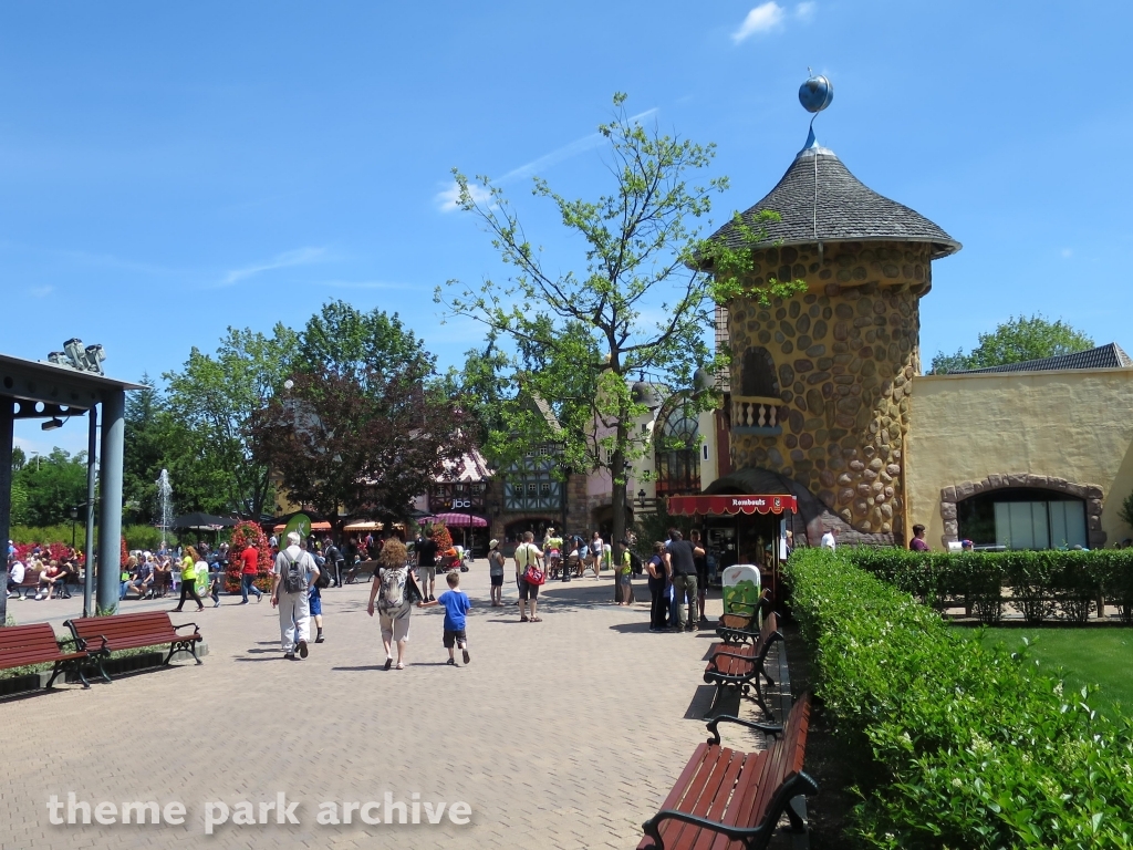 Entrance at Holiday Park