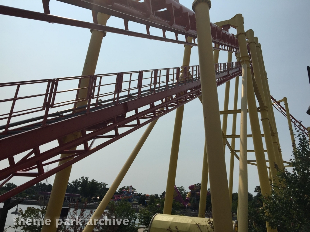 Thunderhawk at Michigan's Adventure