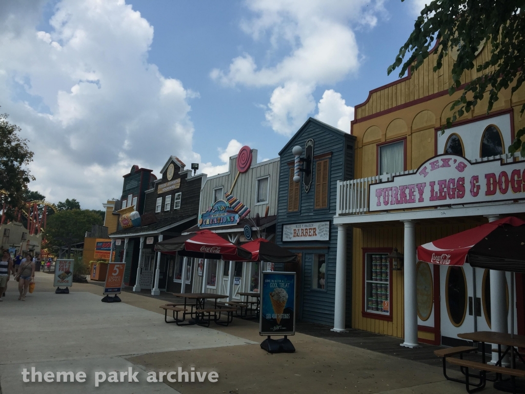 Coyote Creek at Six Flags America