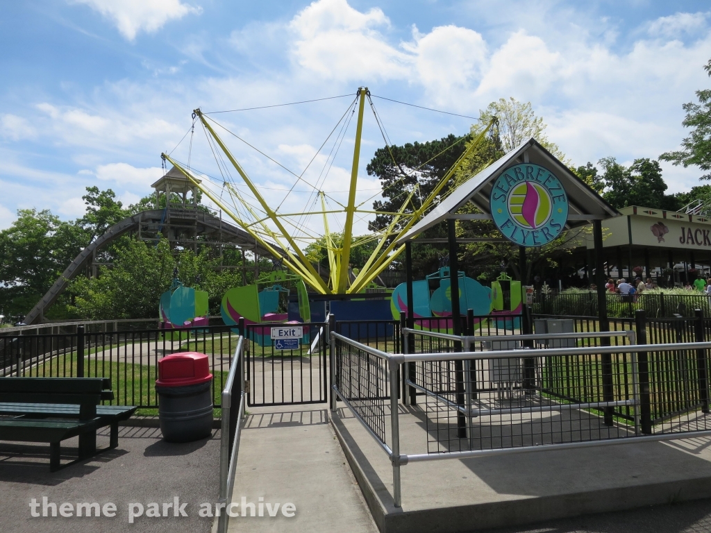 Seabreeze Flyers at Seabreeze Amusement Park