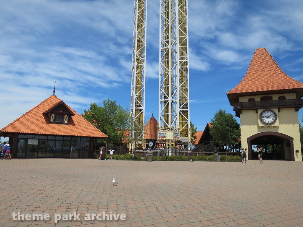 Sky Screamer at Marineland