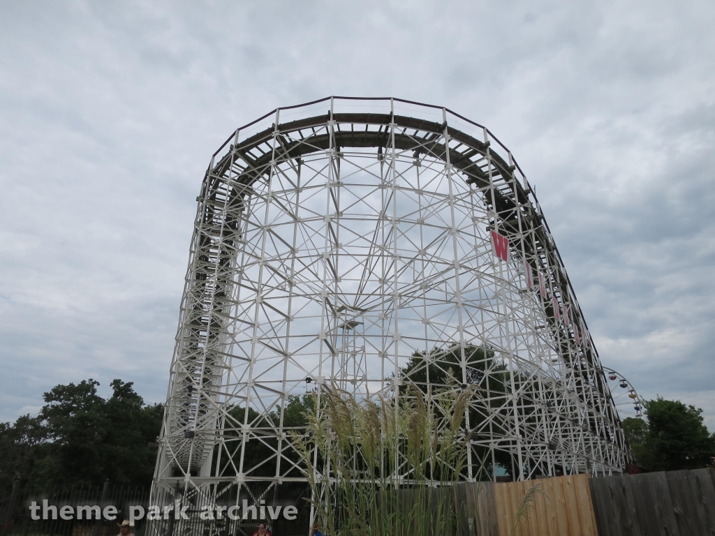 Wildcat at Frontier City