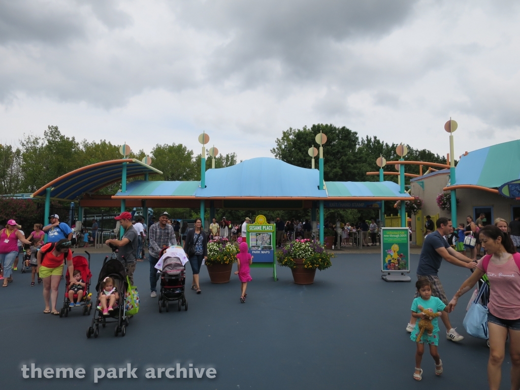 Entrance at Sesame Place Philadelphia