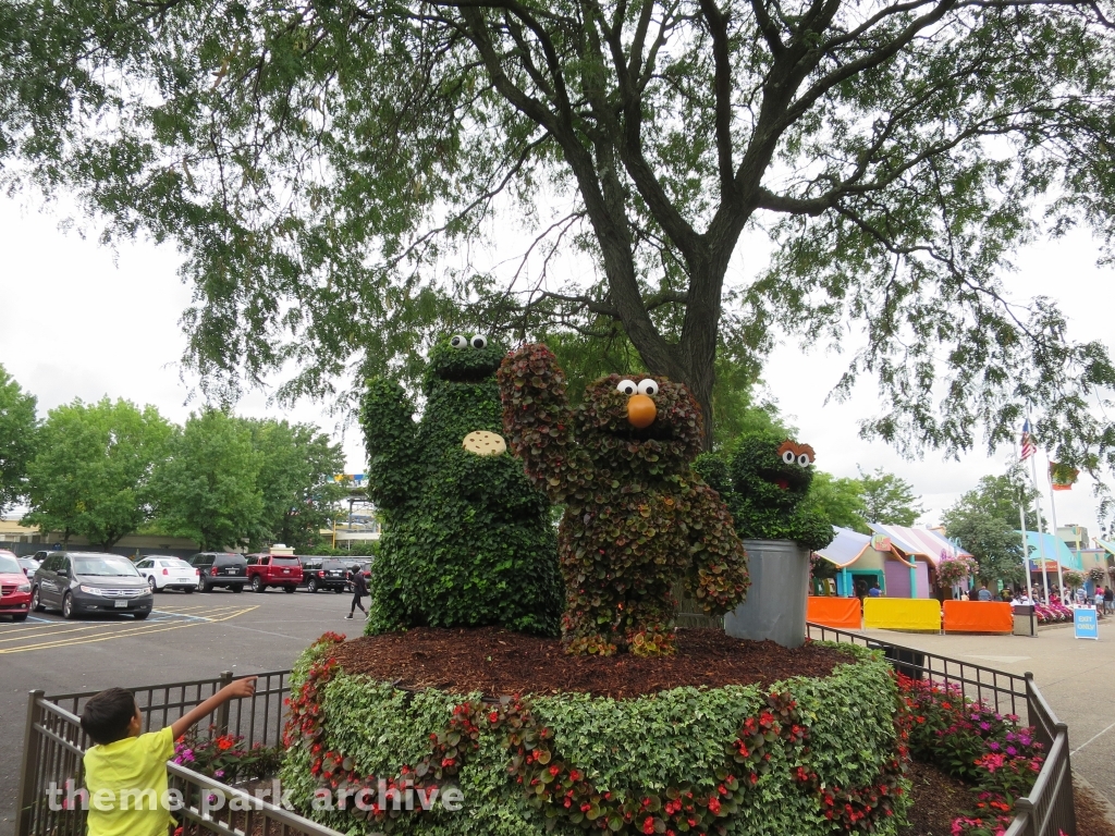 Entrance at Sesame Place Philadelphia