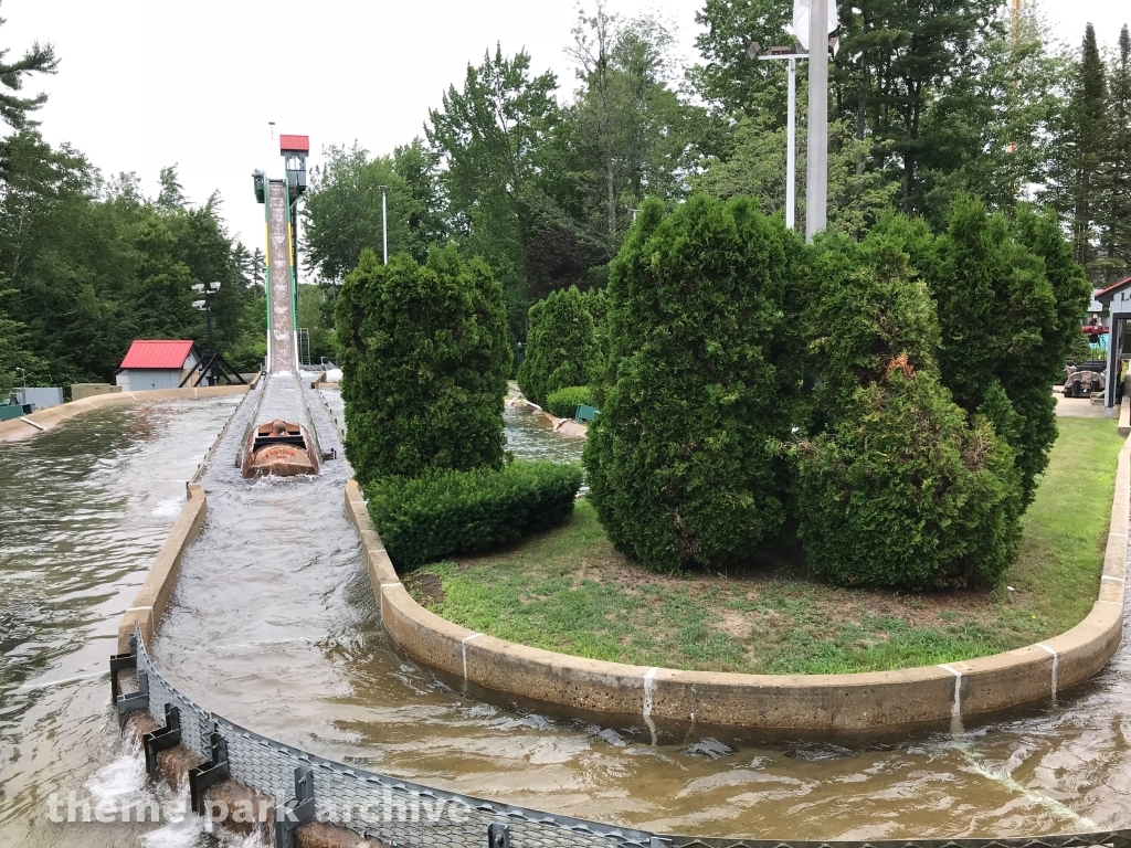 Thunder Falls Log Flume at Funtown Splashtown USA