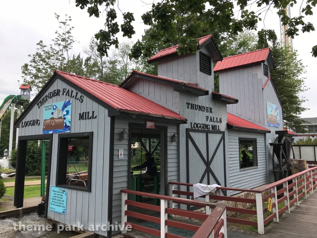 Thunder Falls Log Flume at Funtown Splashtown USA