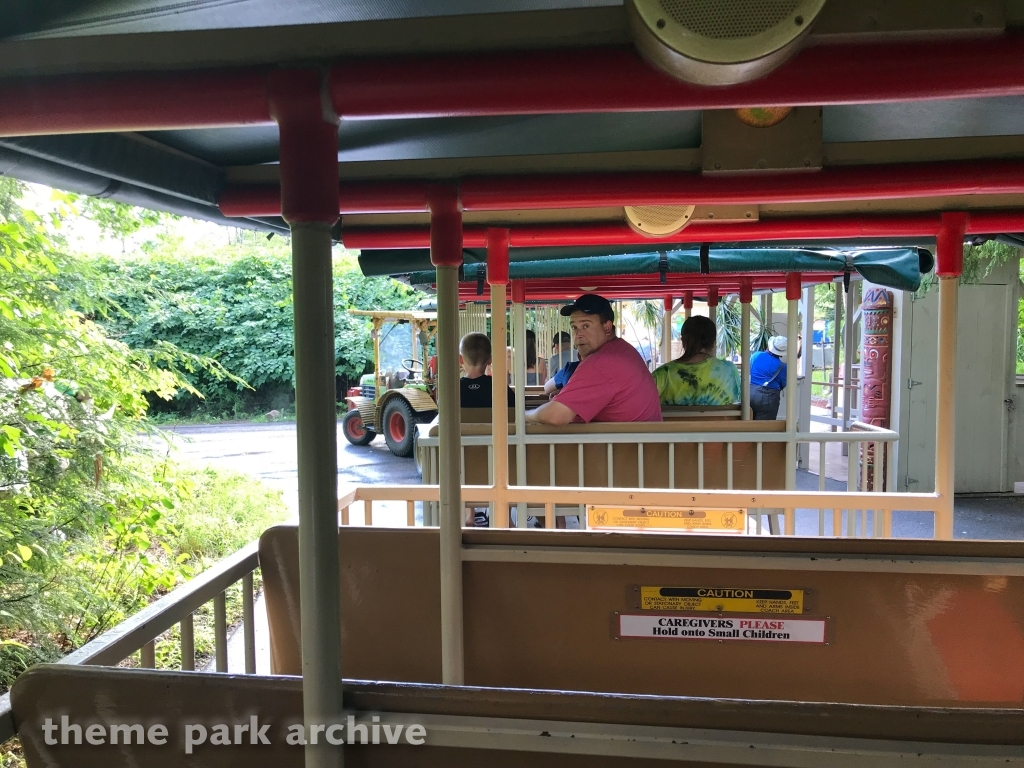 Slipshod Safari Tour at Story Land