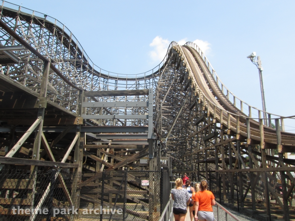 Hurler at Carowinds