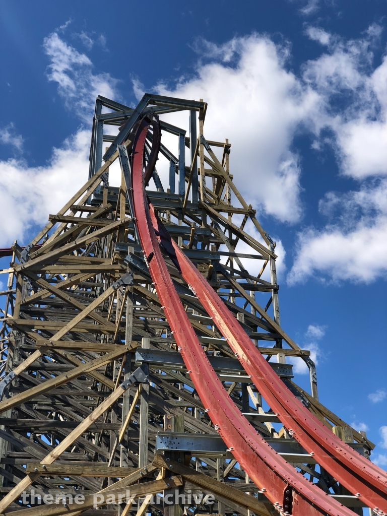 Twisted Timbers at Kings Dominion