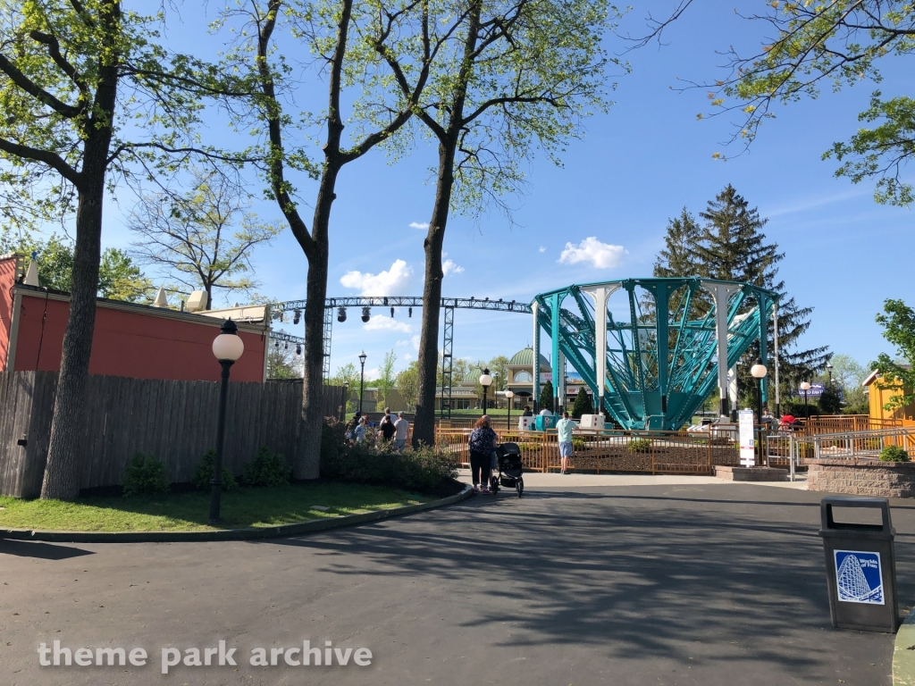 Main Entrance at Worlds of Fun