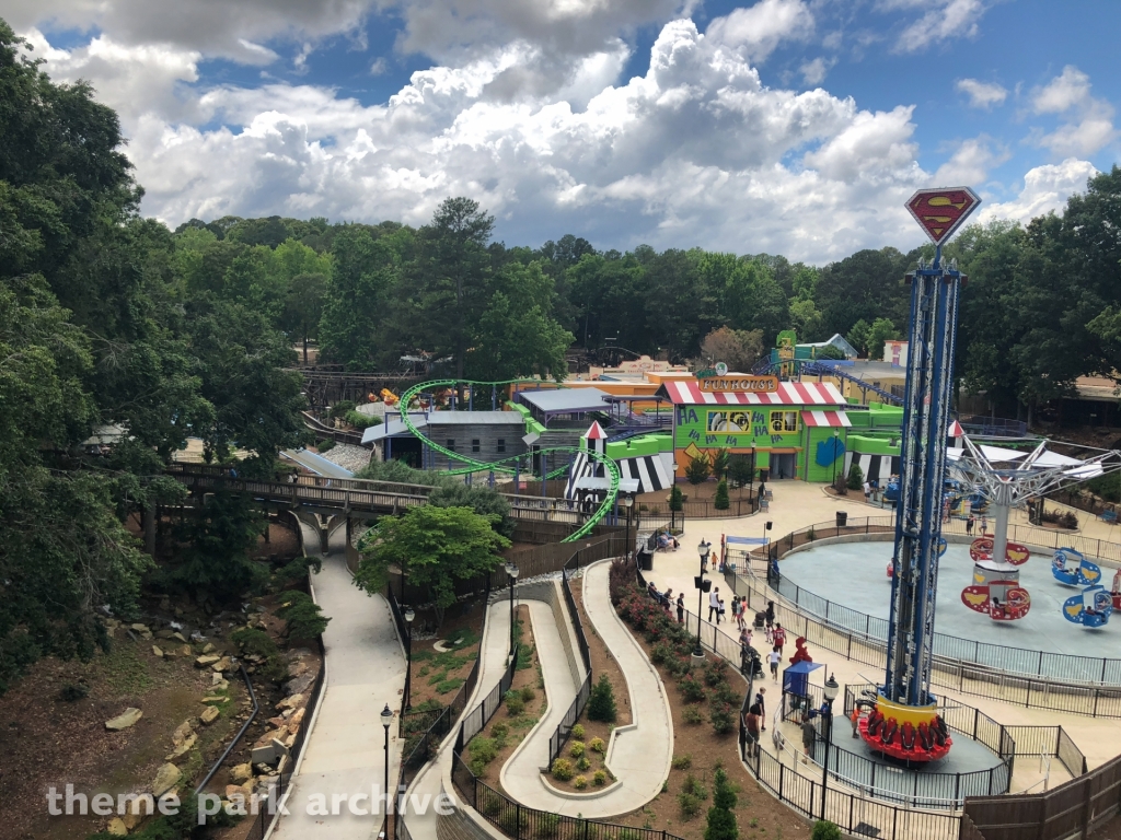 Sky Bucket at Six Flags Over Georgia