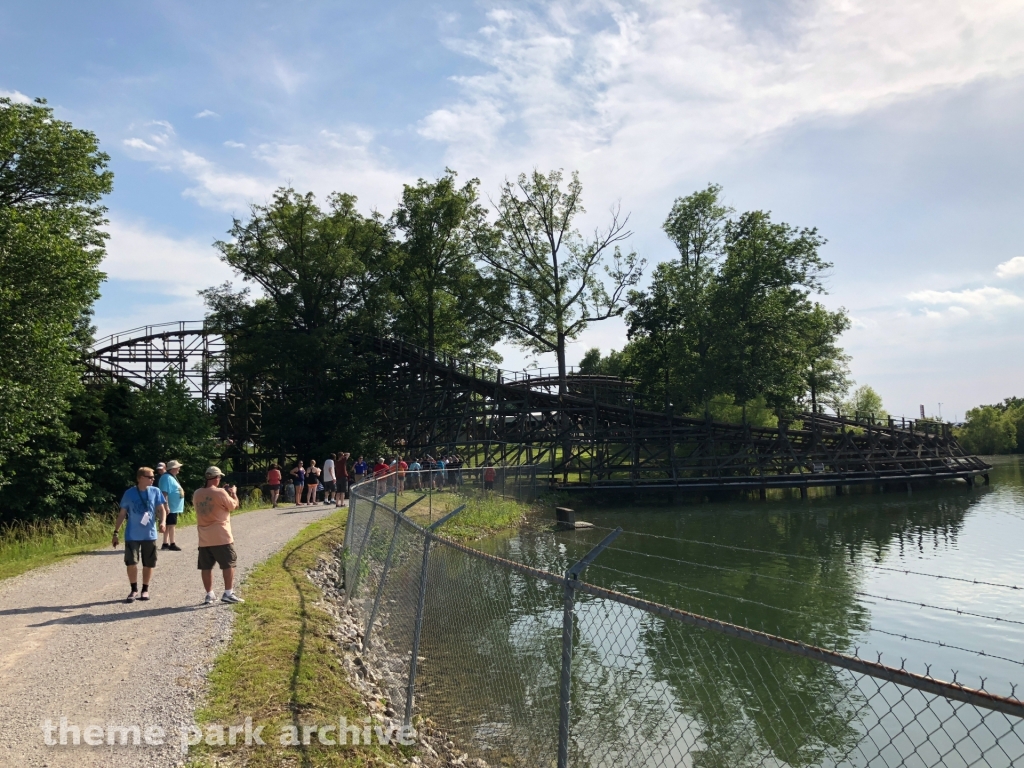 Raven at Holiday World