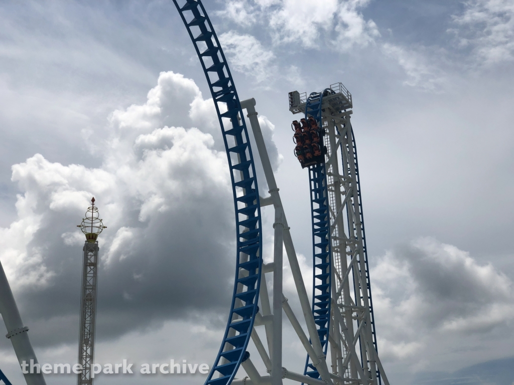 Rollin Thunder at The Park At OWA