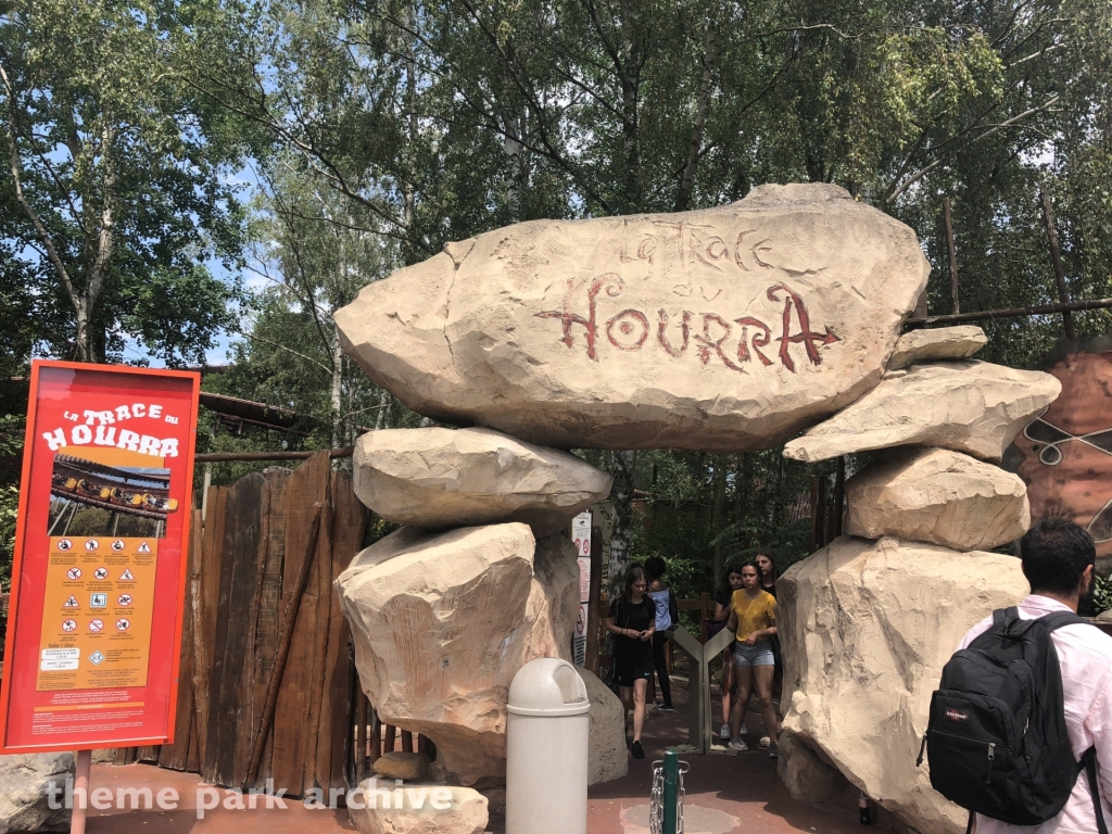 La Trace Du Hourra at Parc Asterix