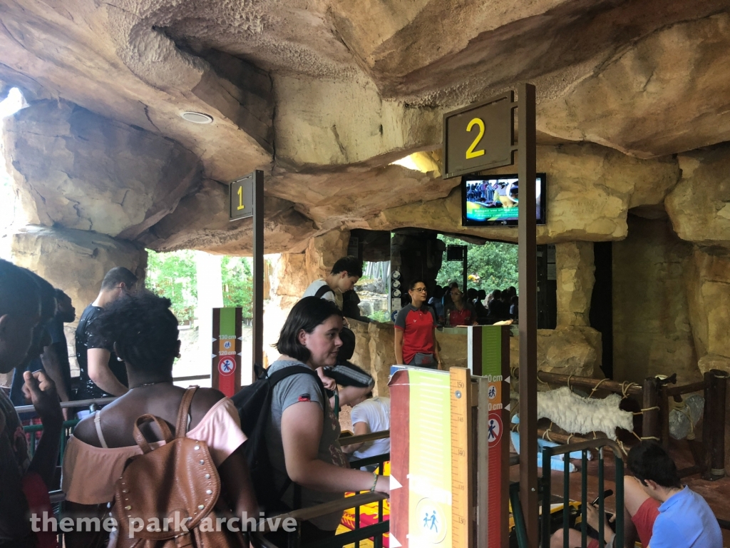 La Trace Du Hourra at Parc Asterix