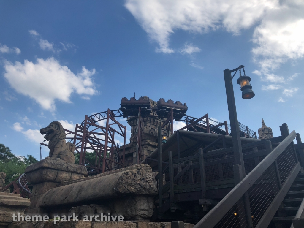 Indiana Jones and the Temple of Peril at Disney Village