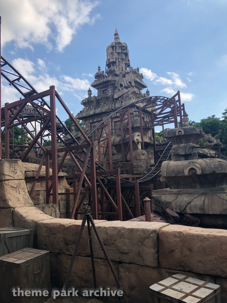 Indiana Jones and the Temple of Peril at Disney Village