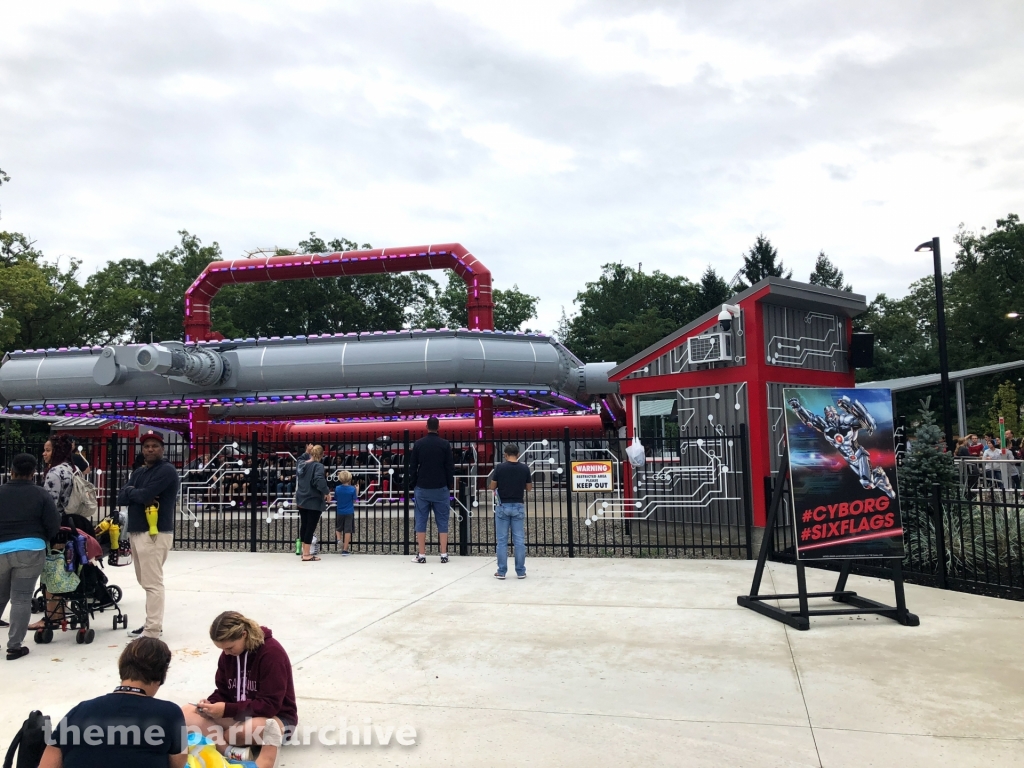 Cyborg Cyber Spin at Six Flags Great Adventure