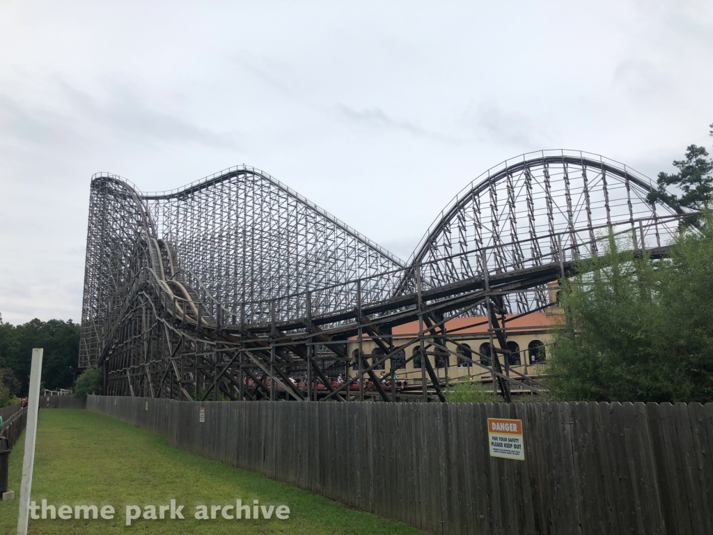 El Toro at Six Flags Great Adventure