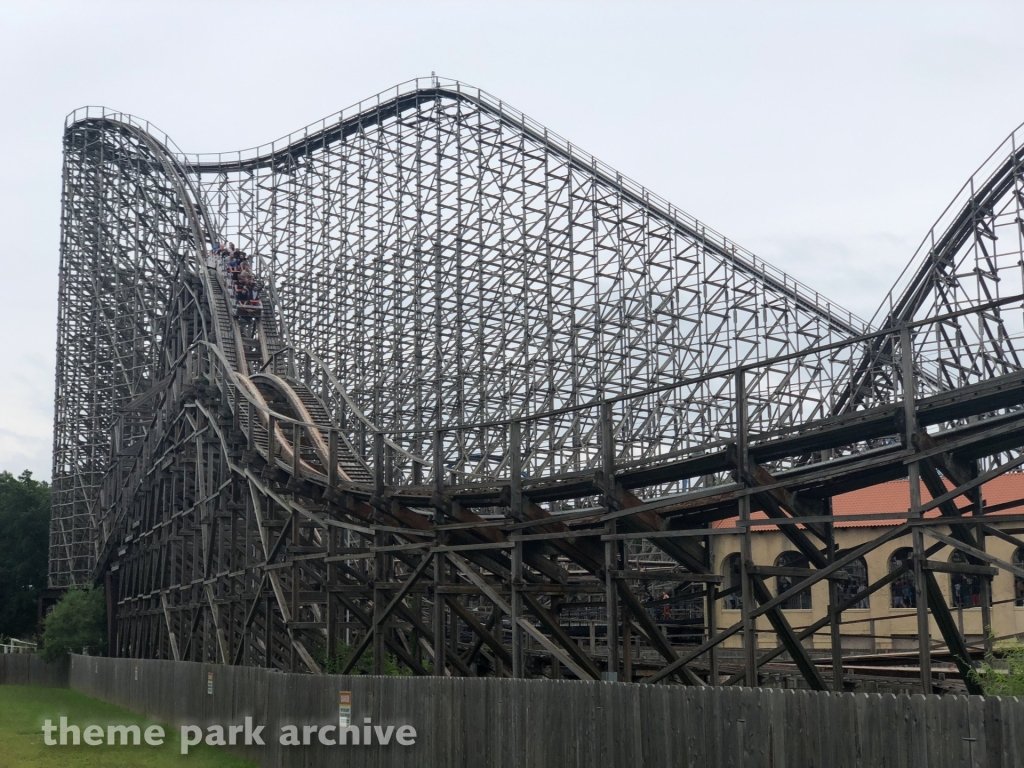 El Toro at Six Flags Great Adventure