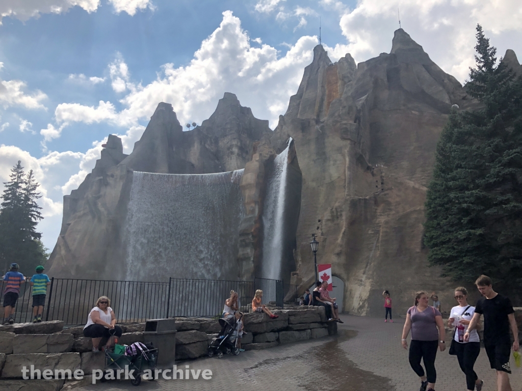 Wonder Mountain at Canada's Wonderland